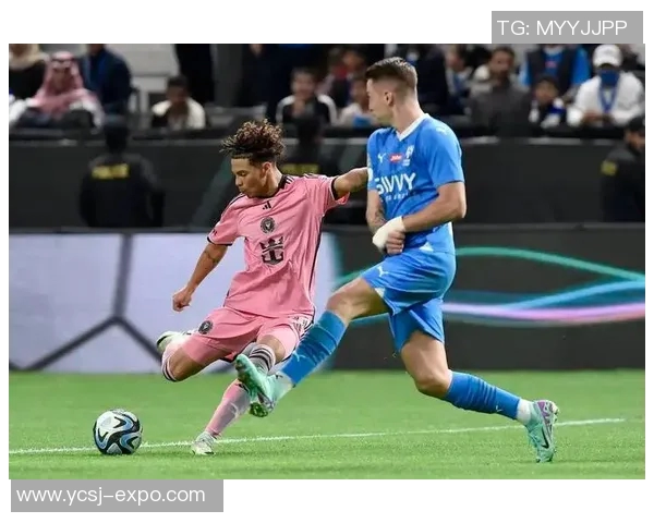 巴黎圣曼与蒙队激战在即谁能在这场对决中笑到最后